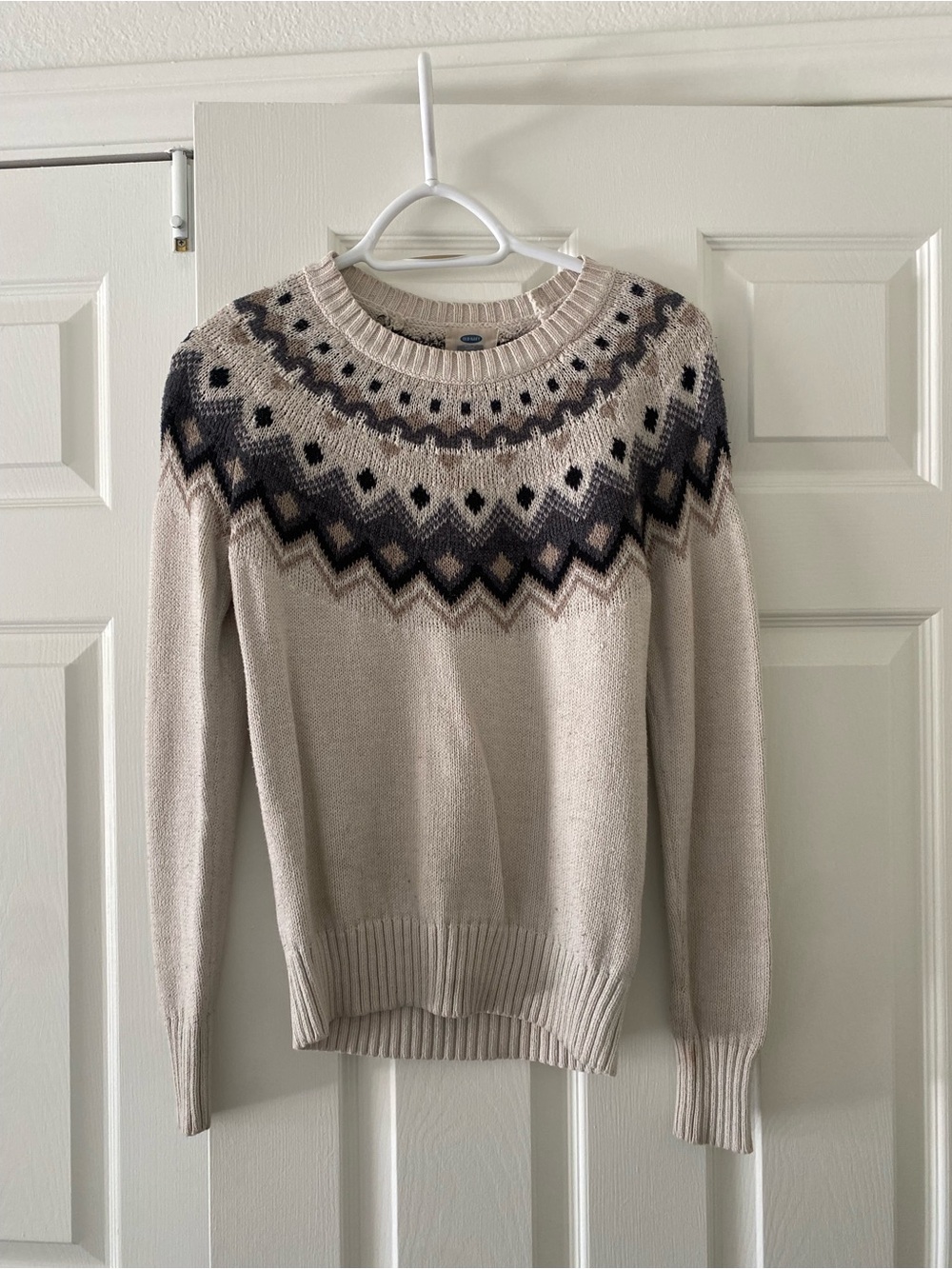 Fair Isle Crewneck Sweater in Beige and Gray